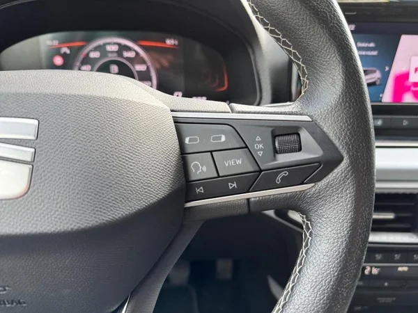 SEAT Arona (2024) — foto 10 van 28
