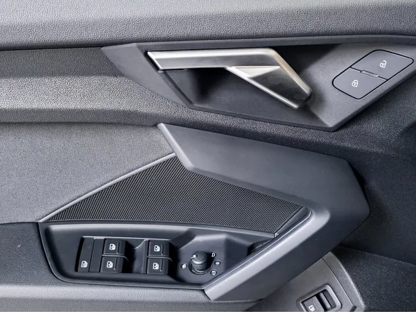 AUDI A3 Sportback PHEV (2024) — foto 7 van 31