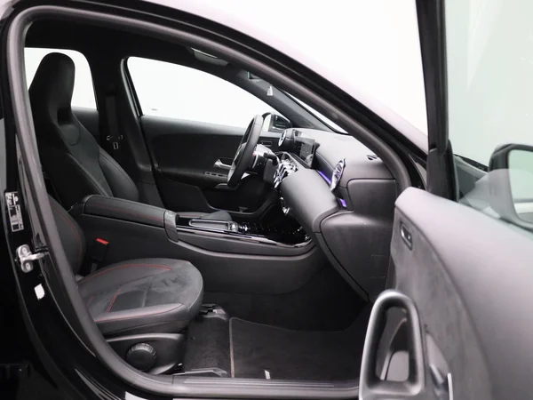 Mercedes-Benz A-Klasse (2025) — foto 37 van 50