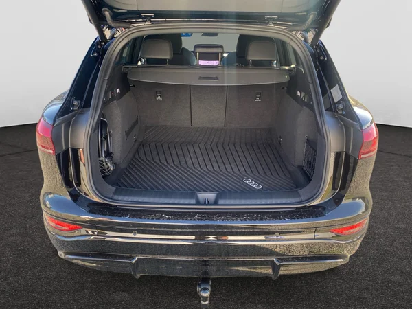 AUDI Q6 e-tron (2025) — foto 15 van 24