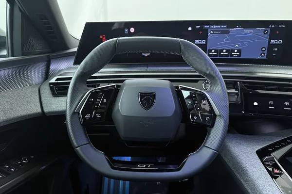 Peugeot 5008 (2025) — foto 2 van 18