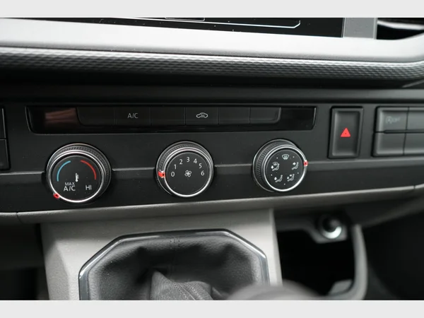 VOLKSWAGEN Transporter T6.1 1000 Lwb (2021) — foto 9 van 21