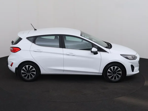 FORD Fiesta (2022) — foto 24 van 28
