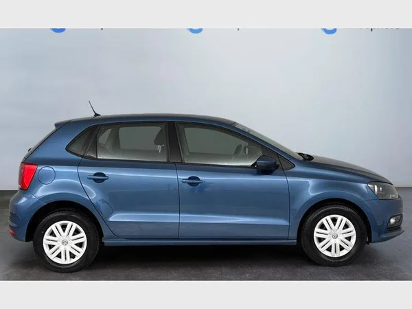Volkswagen Polo (2017) — foto 20 van 26