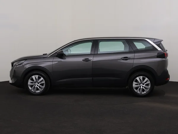PEUGEOT 5008 (2023) — foto 12 van 26