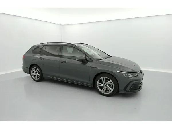VOLKSWAGEN Golf VIII SW (2024) — foto 36 van 36