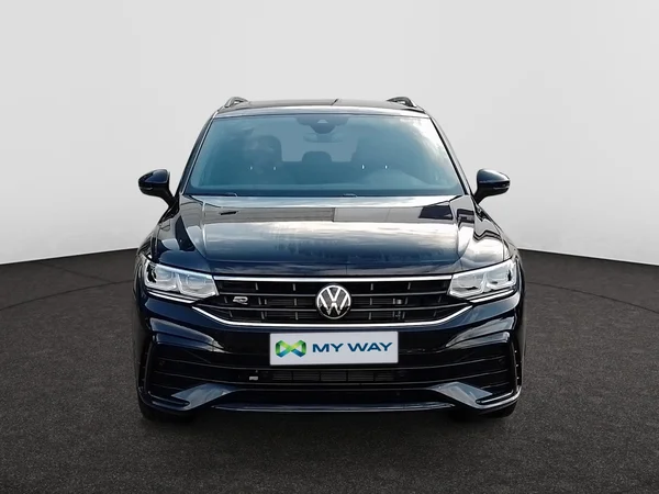 VOLKSWAGEN Tiguan (2025) — foto 12 van 15