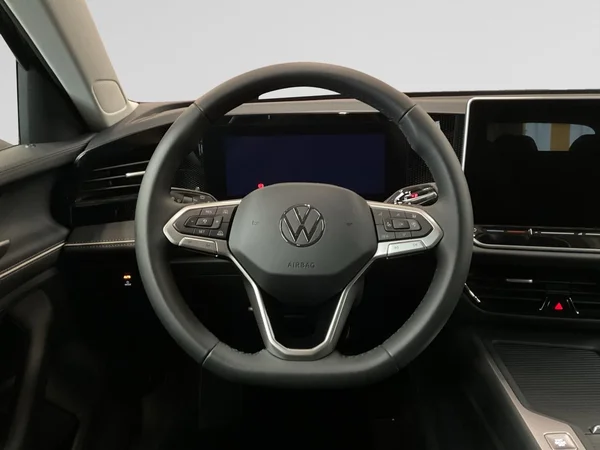 VOLKSWAGEN Passat SW (2025) — foto 4 van 24
