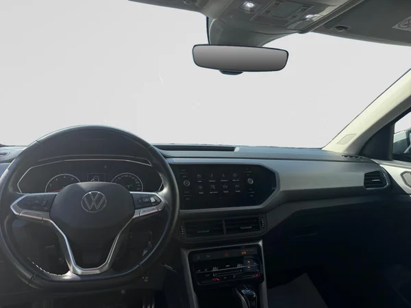 VOLKSWAGEN T-Cross (2022) — foto 18 van 21