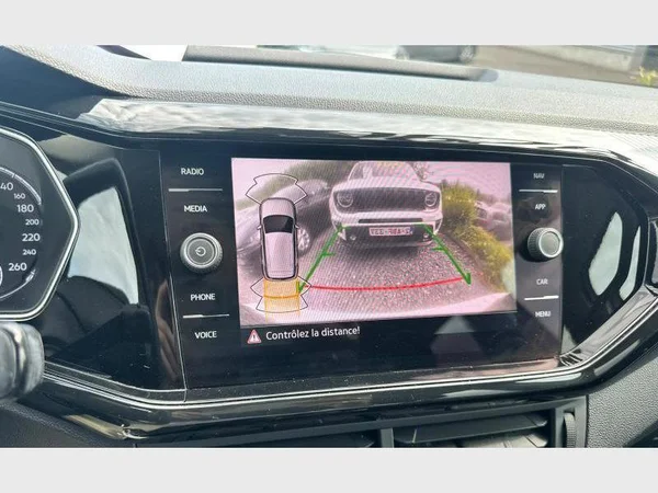 Volkswagen T-Cross (2023) — foto 16 van 26