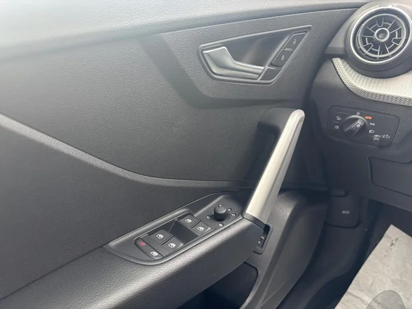AUDI Q2 Dsl (2019) — foto 19 van 19