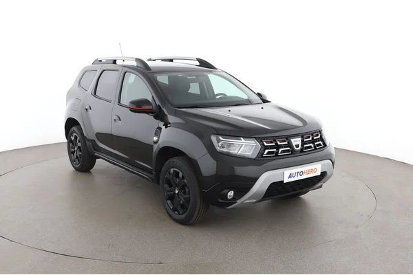 Dacia Duster (2022) — foto 14 van 16