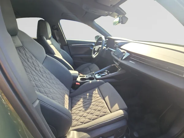 AUDI A3 Sedan (2025) — foto 22 van 24