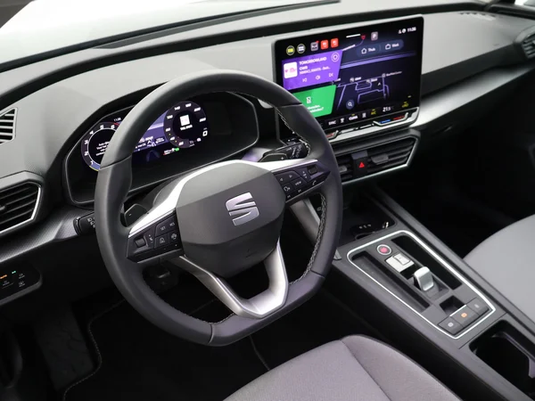SEAT Leon ST (2025) — foto 4 van 21