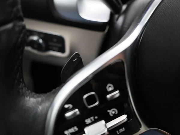 Mercedes-Benz EQB (2022) — foto 22 van 48