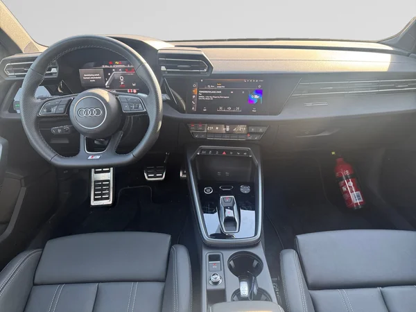 AUDI A3 Alltstreet (2025) — foto 22 van 24