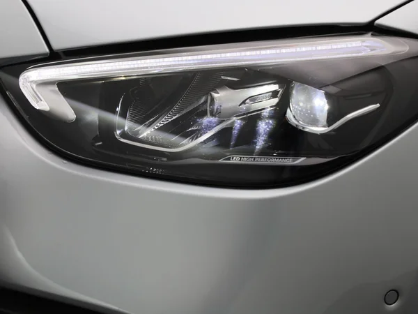 Mercedes-Benz C-Klasse (2025) — foto 6 van 50
