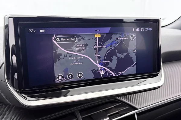 Peugeot 2008 (2023) — foto 4 van 37