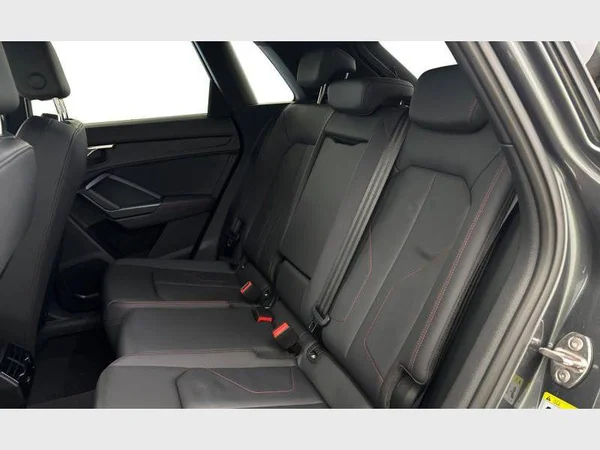 Audi Q3 (2023) — foto 7 van 27