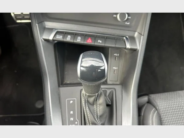 Audi Q3 Sportback (2024) — foto 6 van 28