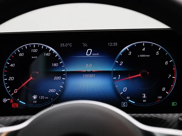 Mercedes-Benz A-Klasse (2021) — foto 35 van 36