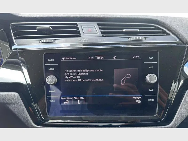 Volkswagen Touran (2024) — foto 8 van 28