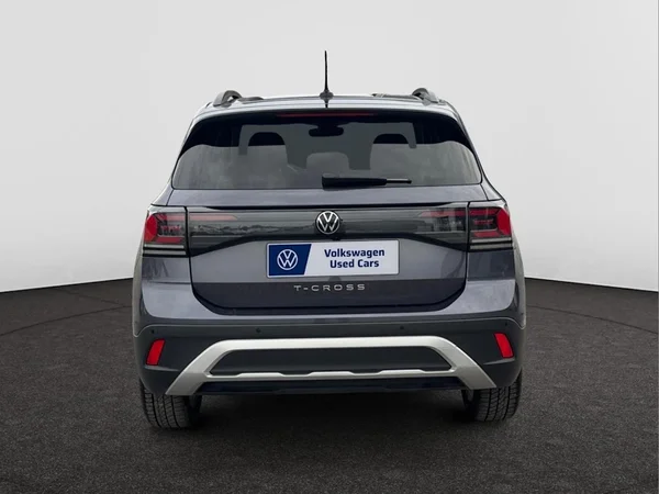 VOLKSWAGEN T-Cross (2025) — foto 6 van 14
