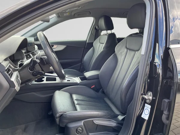 AUDI A4 Avant (2023) — foto 18 van 22