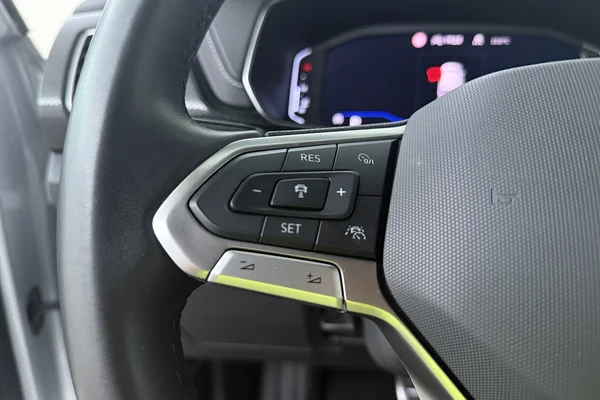 Volkswagen T-Cross (2025) — foto 6 van 21