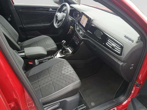 VOLKSWAGEN T-Roc (2023) — foto 5 van 20