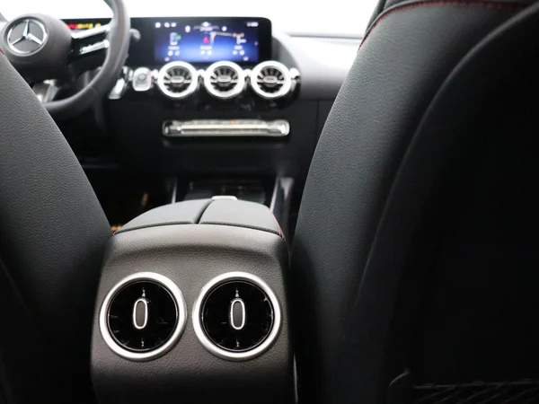Mercedes-Benz B-Klasse (2025) — foto 16 van 32