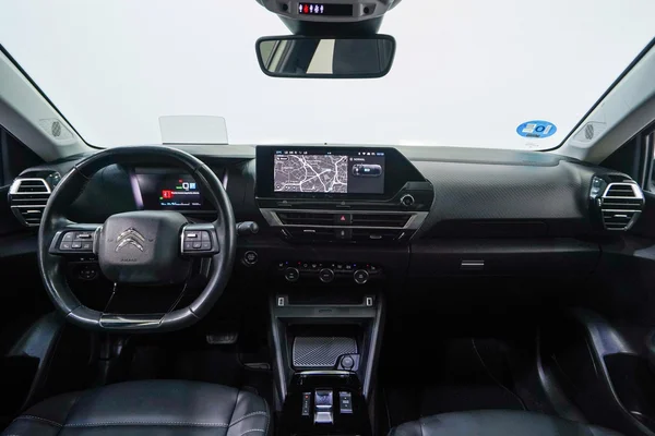Citroen E-C4 X (2023) — foto 4 van 50