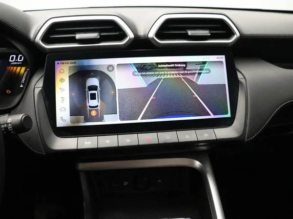 MG ZS (2025) — foto 9 van 28