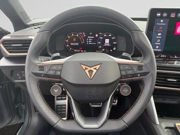 CUPRA Leon e-Hybrid (PHEV) (2025) — foto 3 van 23