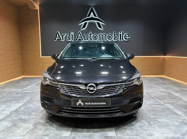 Opel Astra (2020) — foto 12 van 22
