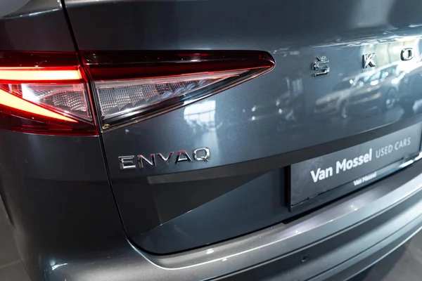 Škoda Enyaq iV (2023) — foto 4 van 35