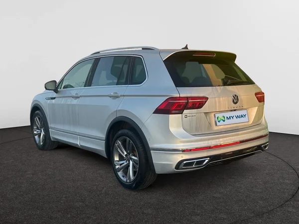 VOLKSWAGEN Tiguan Dsl (2023) — foto 12 van 20