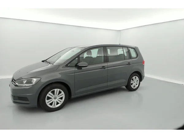 VOLKSWAGEN Touran (2020) — foto 33 van 36