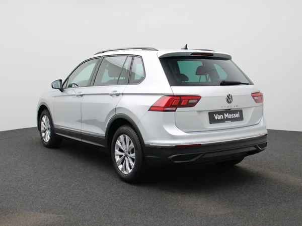 Volkswagen Tiguan (2023) — foto 12 van 43