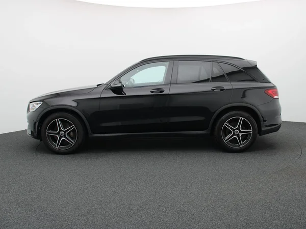 Mercedes-Benz GLC (2022) — foto 18 van 23