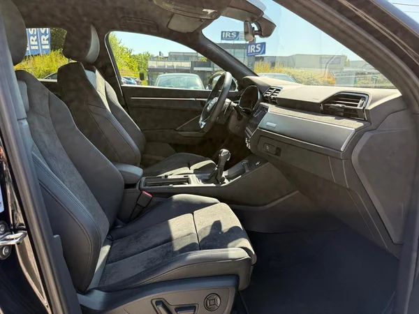 AUDI RS Q3 Sportback (2021) — foto 13 van 19
