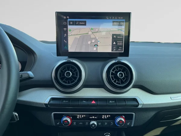 AUDI Q2 (2024) — foto 3 van 22