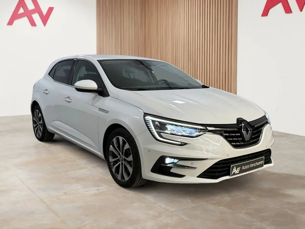 Renault Megane (2023) — foto 12 van 27