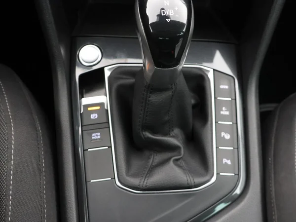 VOLKSWAGEN Tiguan eHybrid (PHEV) (2022) — foto 7 van 24