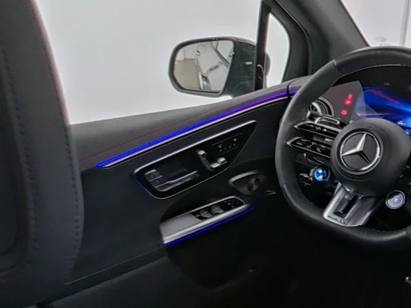 Mercedes-Benz EQE (2025) — foto 8 van 11