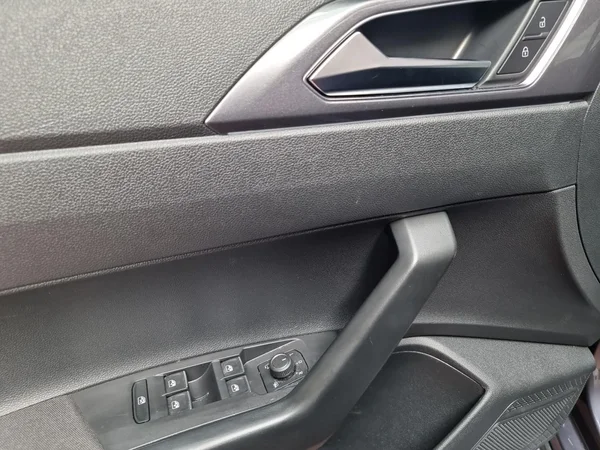 VOLKSWAGEN Taigo (2024) — foto 7 van 17