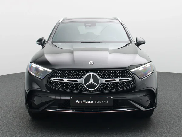 Mercedes-Benz GLC (2024) — foto 23 van 35