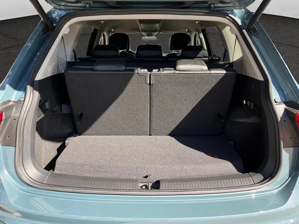 VOLKSWAGEN Tiguan Allspace Dsl (2020) — foto 19 van 22