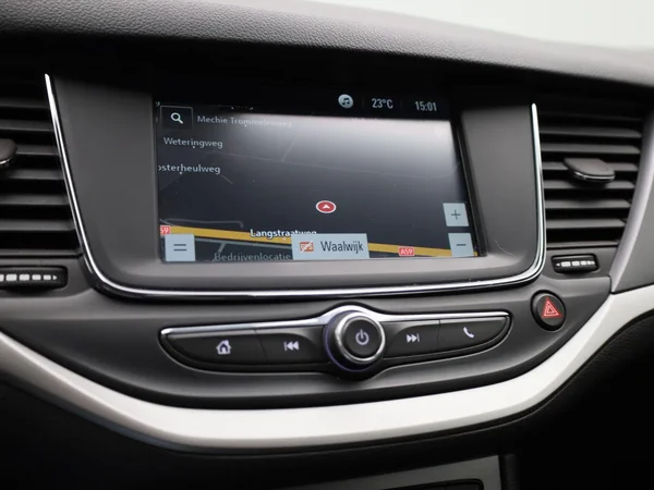 Opel Astra (2021) — foto 13 van 36
