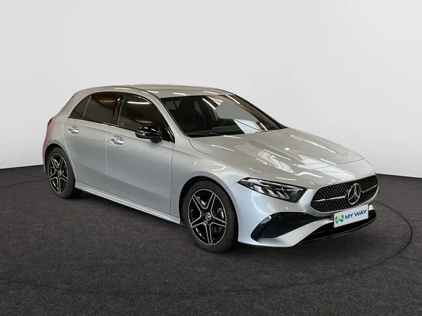 MERCEDES-BENZ A 200 (2024) — foto 7 van 22